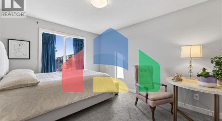 Residential - Single Family Home - Calgary, Canada - Canada