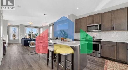 Residential - Single Family Home - Calgary, Canada - Canada