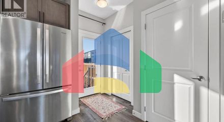 Residential - Single Family Home - Calgary, Canada - Canada