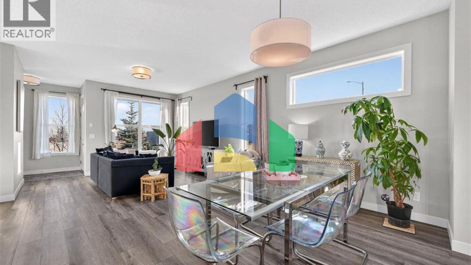 Residential - Single Family Home - Calgary, Canada - Canada