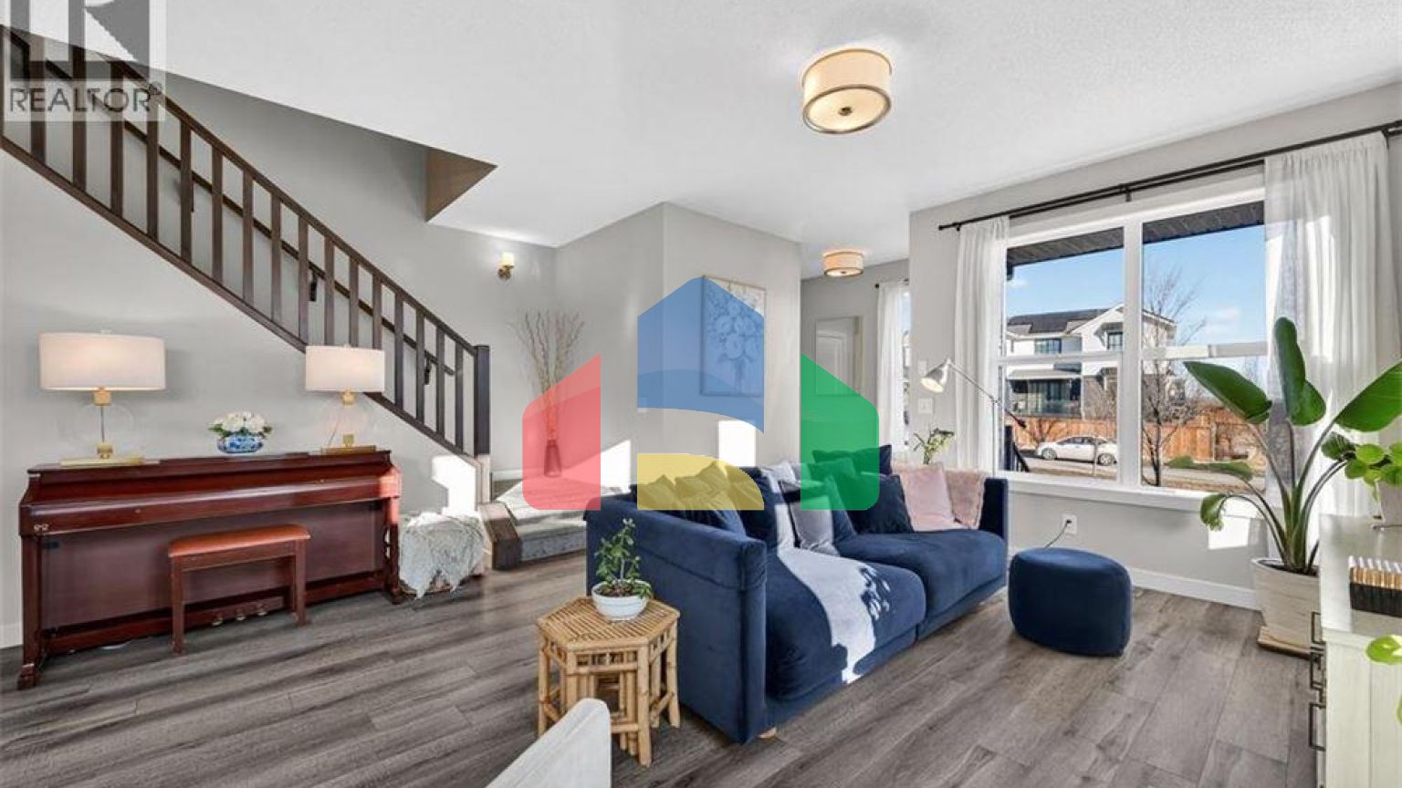 Residential - Single Family Home - Calgary, Canada - Canada