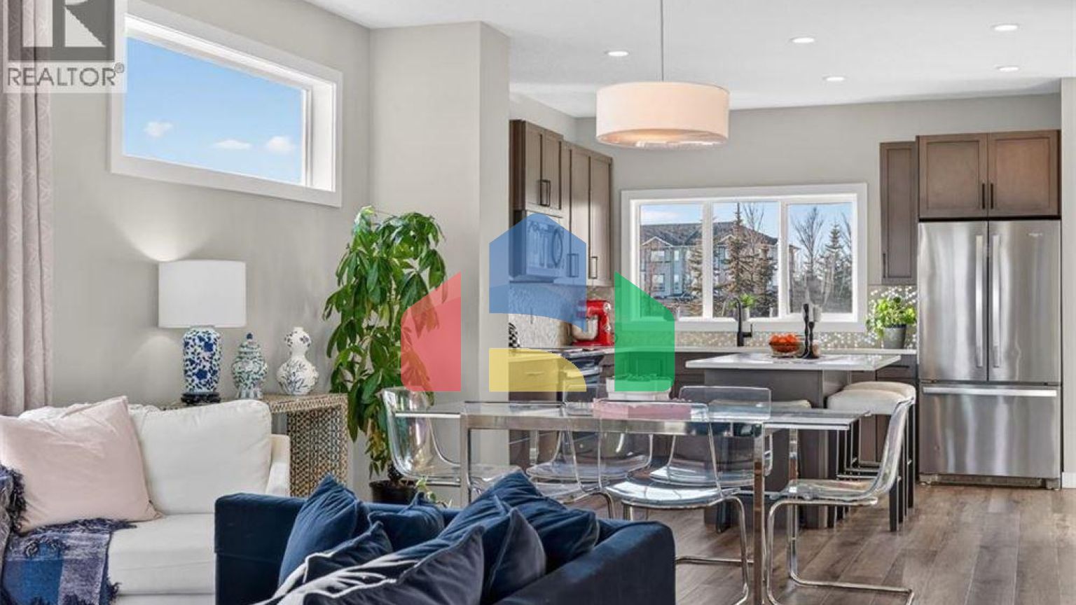 Residential - Single Family Home - Calgary, Canada - Canada