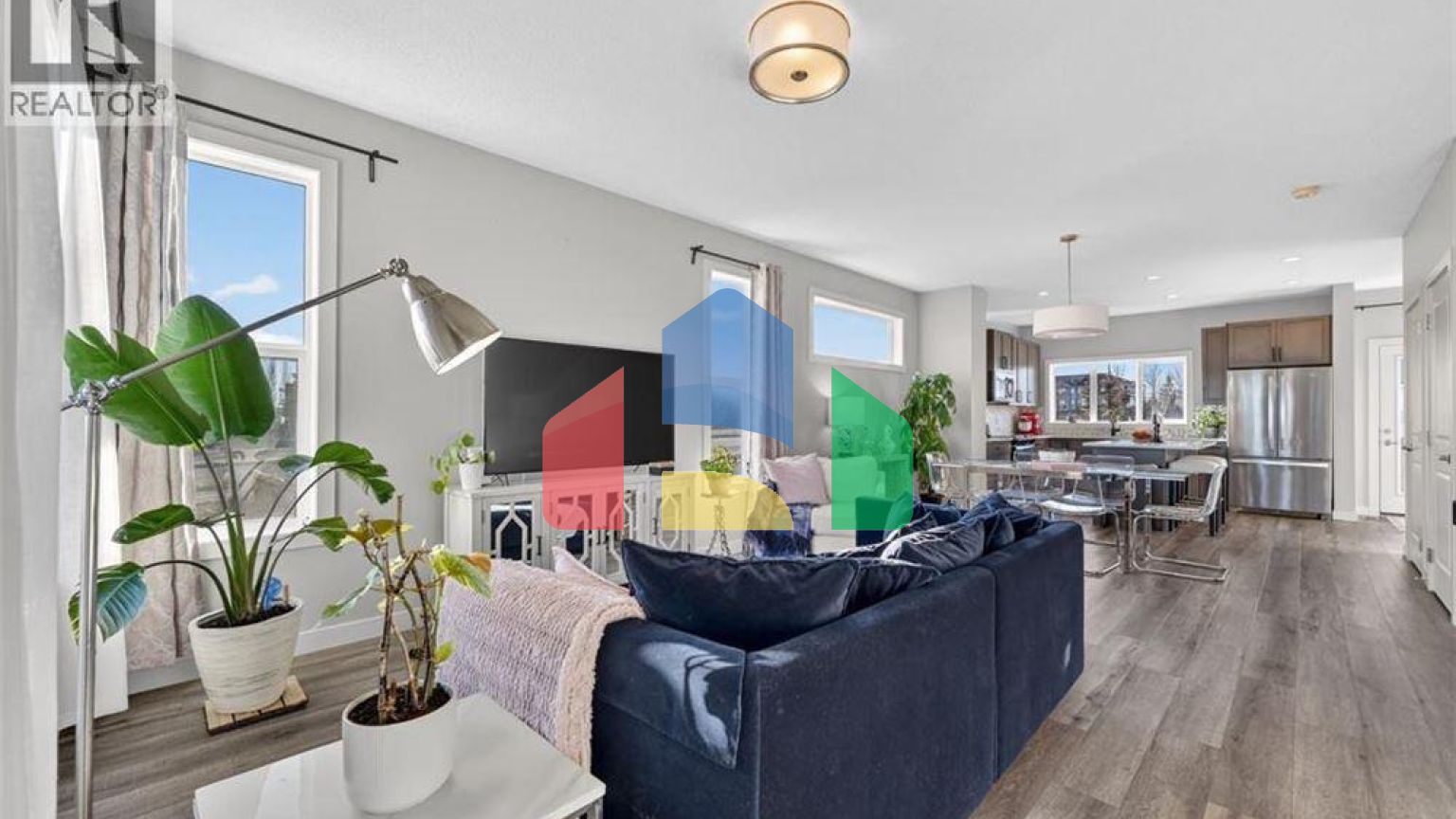 Residential - Single Family Home - Calgary, Canada - Canada