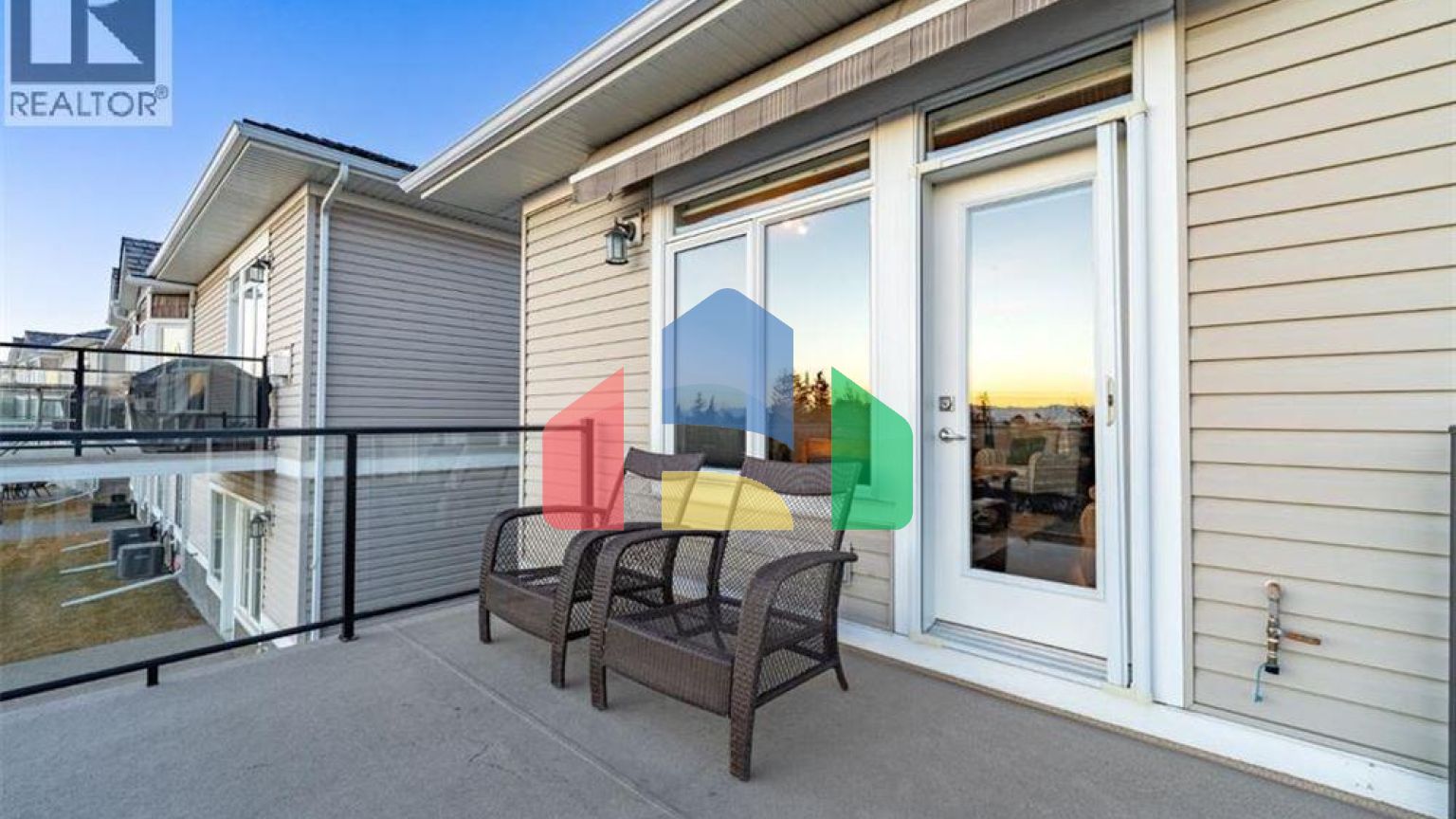 Residential - Single Family Home - Calgary, Canada - Canada