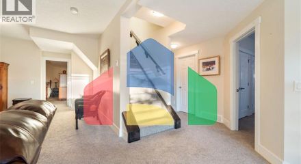 Residential - Single Family Home - Calgary, Canada - Canada