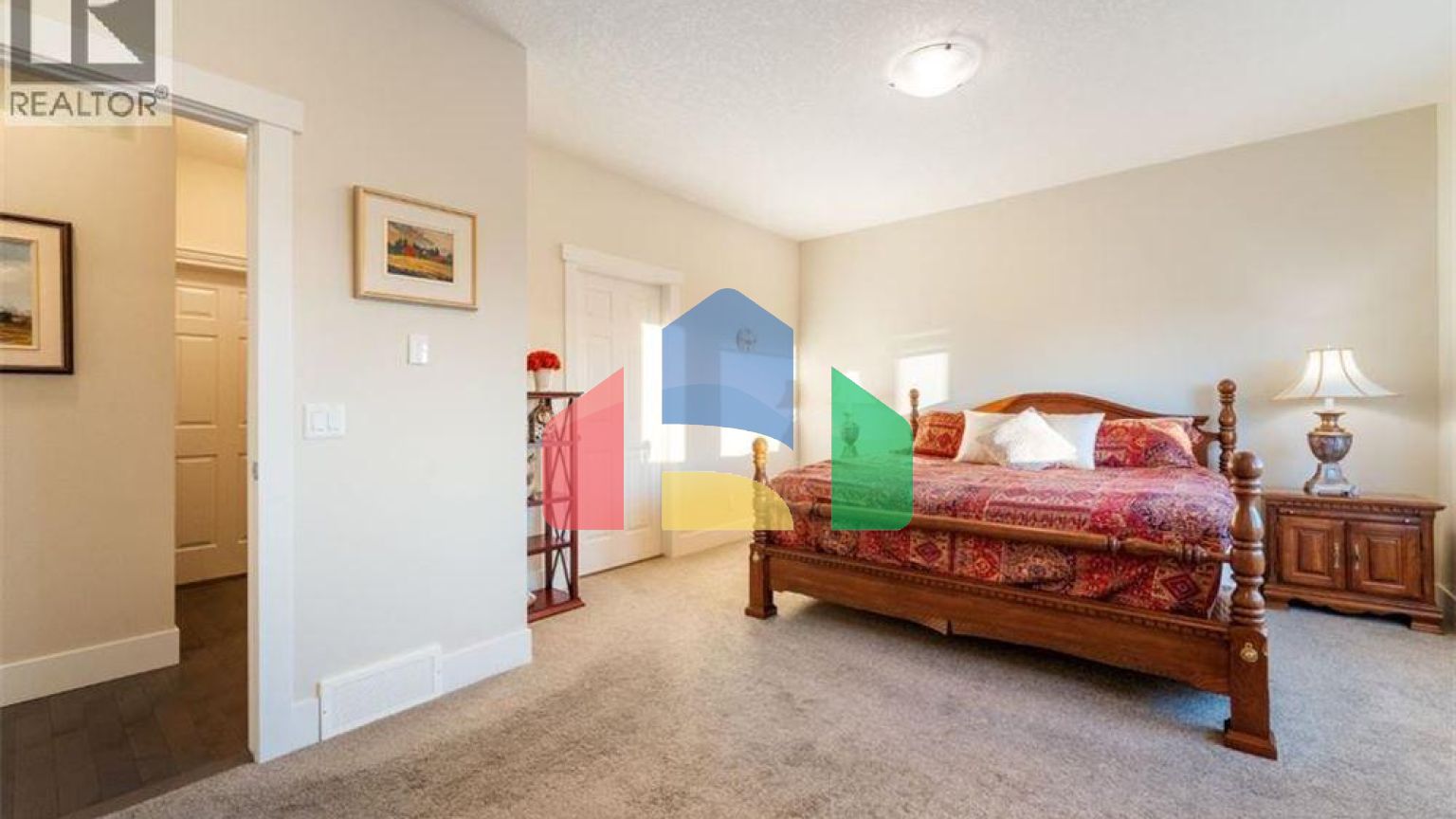 Residential - Single Family Home - Calgary, Canada - Canada