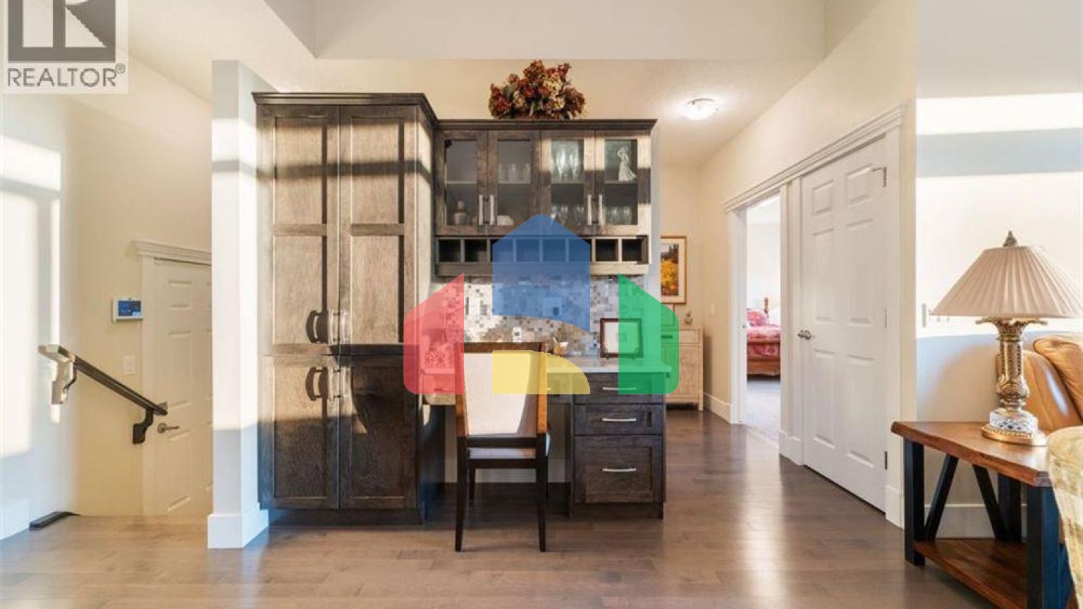 Residential - Single Family Home - Calgary, Canada - Canada