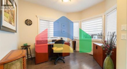 Residential - Single Family Home - Calgary, Canada - Canada