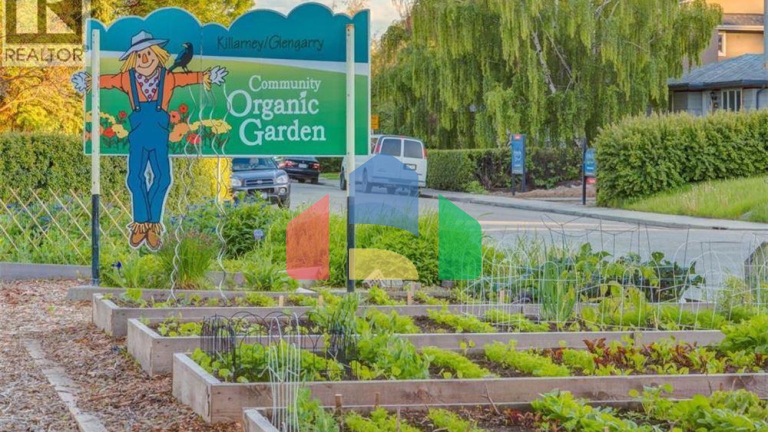 Residential - Townhouse - Calgary, Canada - Canada