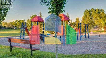 Residential - Townhouse - Calgary, Canada - Canada