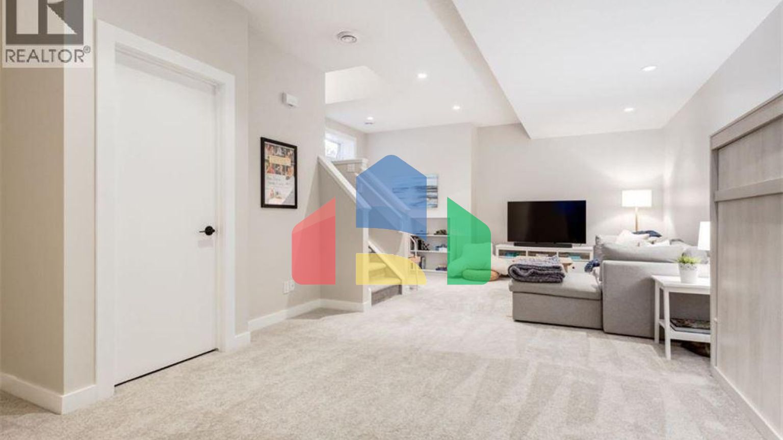 Residential - Townhouse - Calgary, Canada - Canada