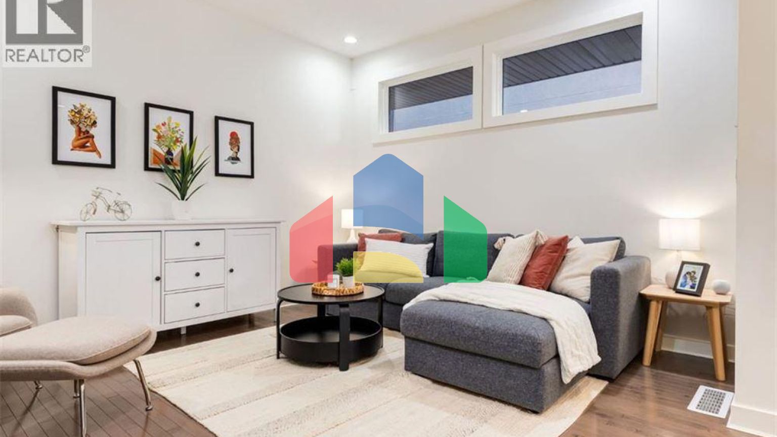 Residential - Townhouse - Calgary, Canada - Canada