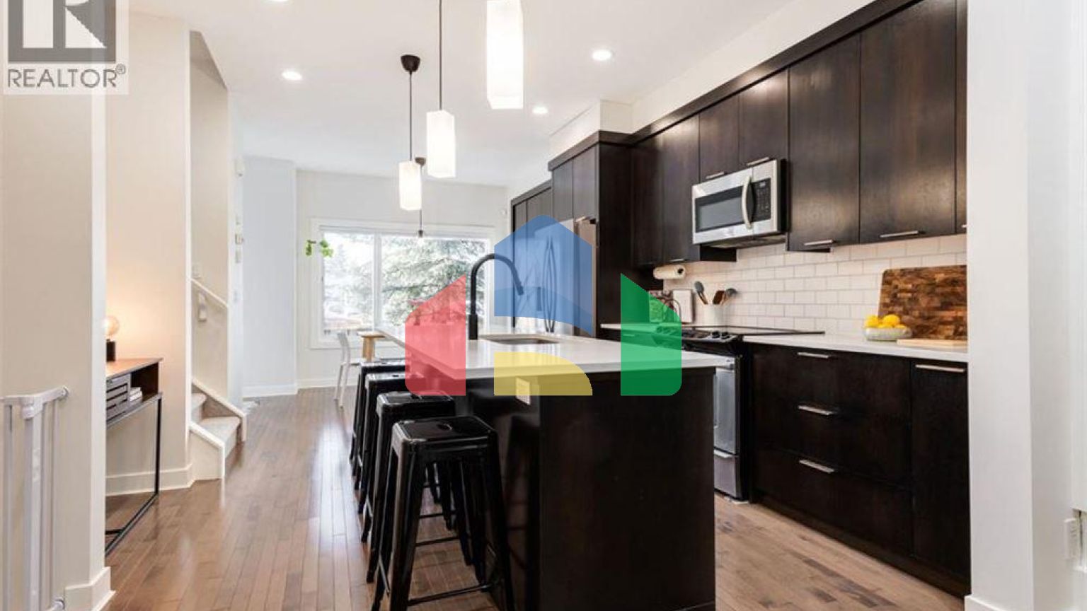 Residential - Townhouse - Calgary, Canada - Canada