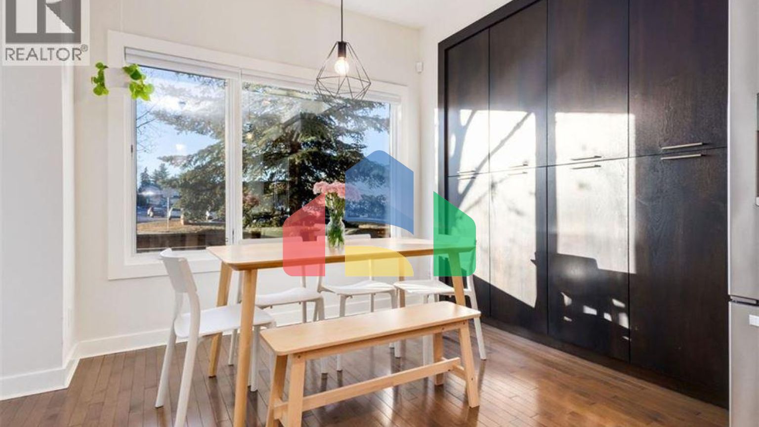 Residential - Townhouse - Calgary, Canada - Canada