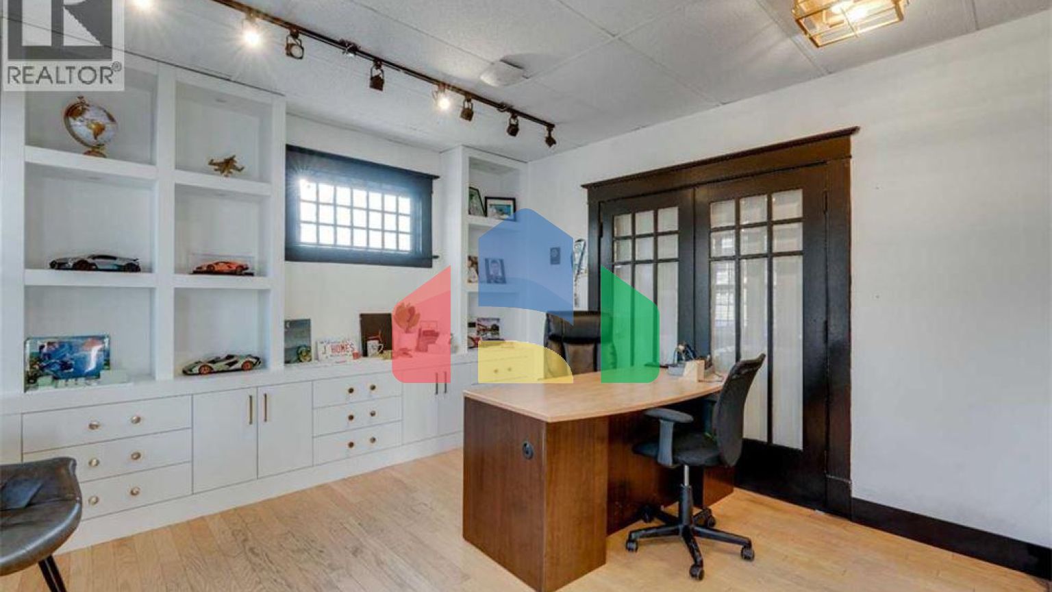 Residential - Townhouse - Calgary, Canada - Canada