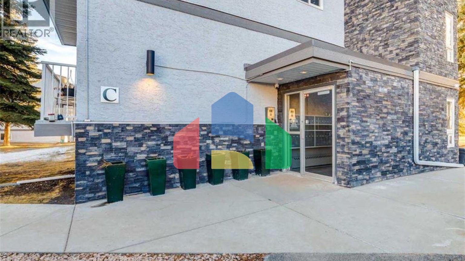 Residential - Condo/Apartment - Calgary, Canada - Canada