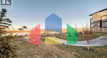 Residential - Single Family Home - Calgary, Canada - Canada