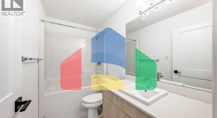 Residential - Single Family Home - Calgary, Canada - Canada