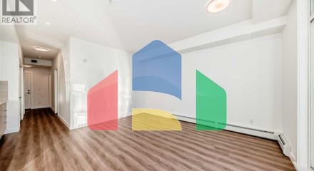 Residential - Single Family Home - Calgary, Canada - Canada