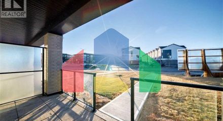 Residential - Single Family Home - Calgary, Canada - Canada