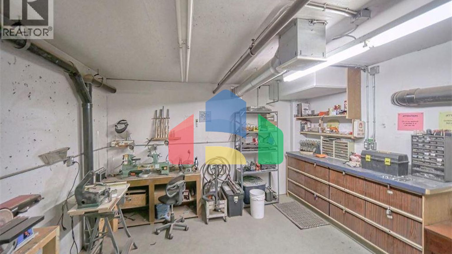 Residential - Condo/Apartment - Calgary, Canada - Canada