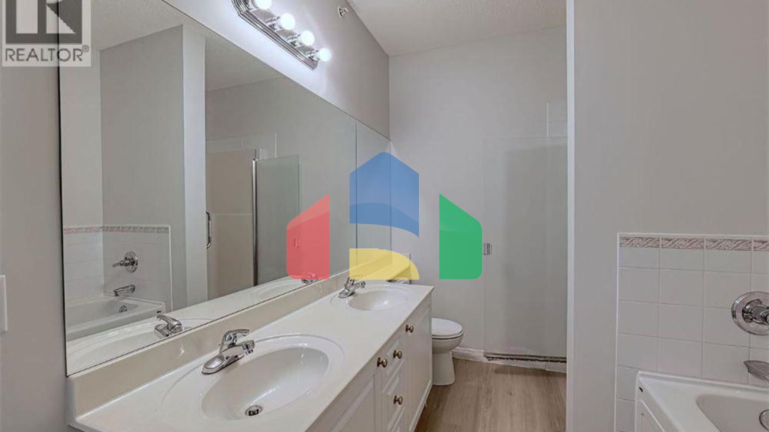 Residential - Condo/Apartment - Calgary, Canada - Canada