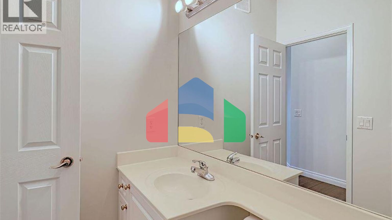 Residential - Condo/Apartment - Calgary, Canada - Canada