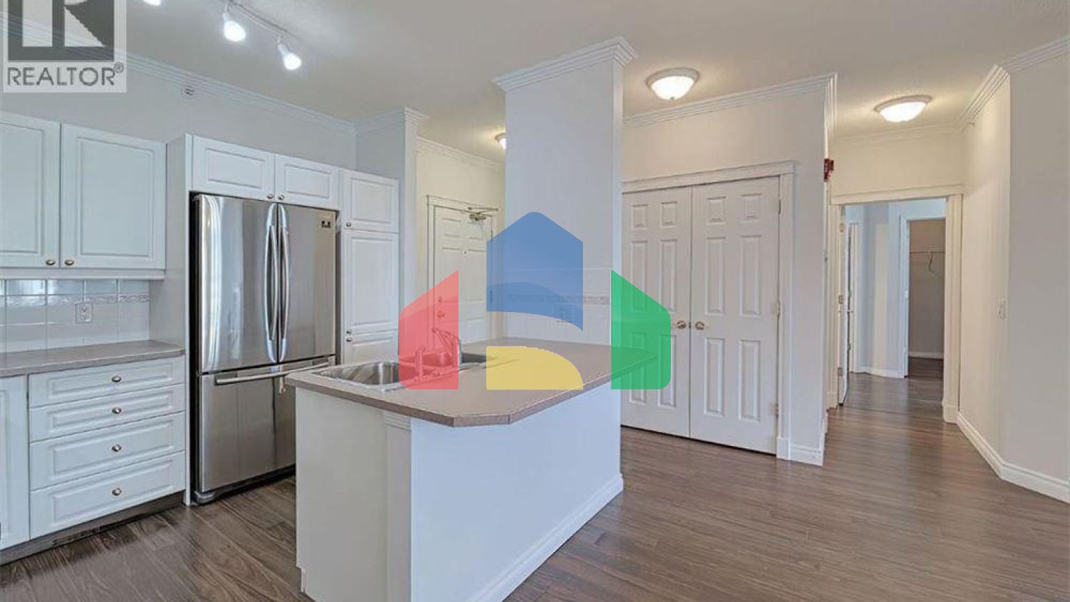 Residential - Condo/Apartment - Calgary, Canada - Canada