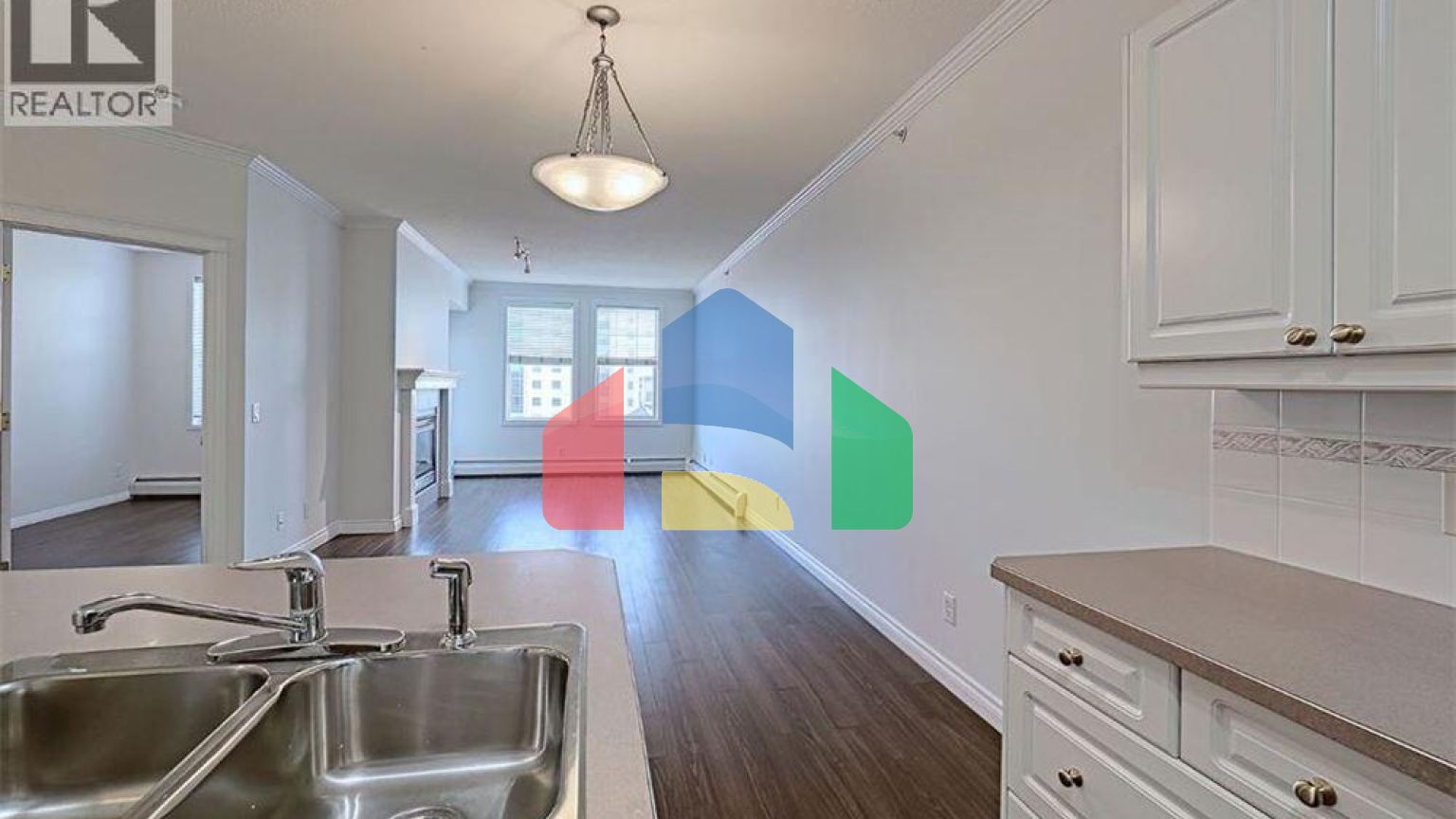 Residential - Condo/Apartment - Calgary, Canada - Canada