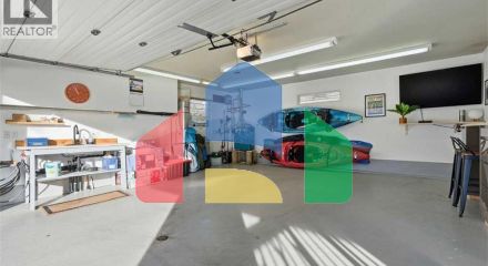 Residential - Single Family Home - Calgary, Canada - Canada