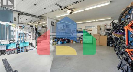 Residential - Single Family Home - Calgary, Canada - Canada