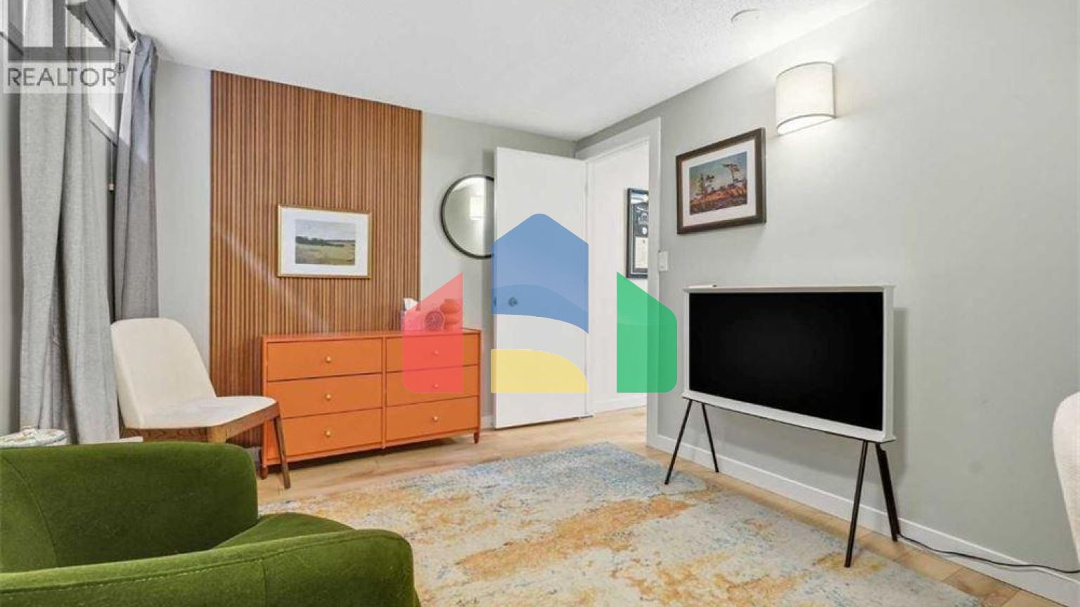 Residential - Single Family Home - Calgary, Canada - Canada