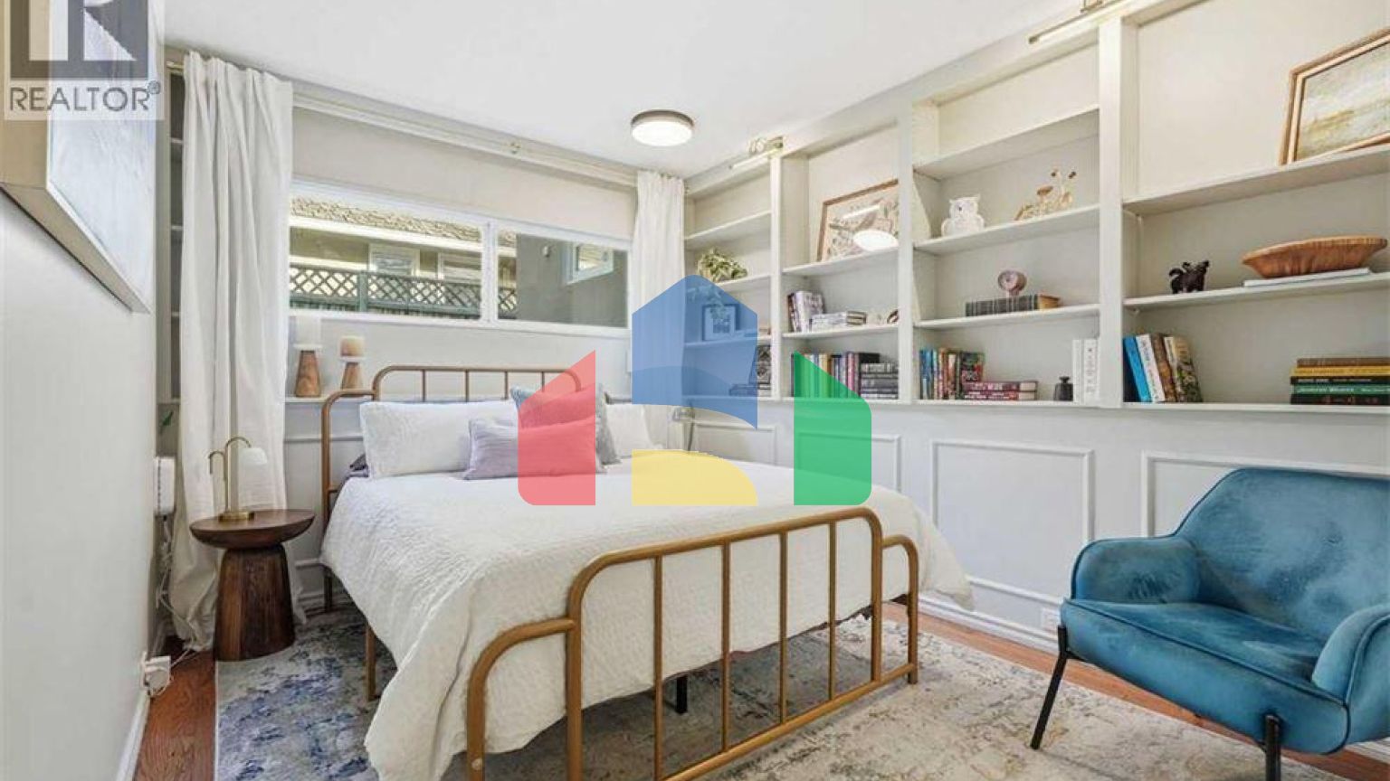 Residential - Single Family Home - Calgary, Canada - Canada