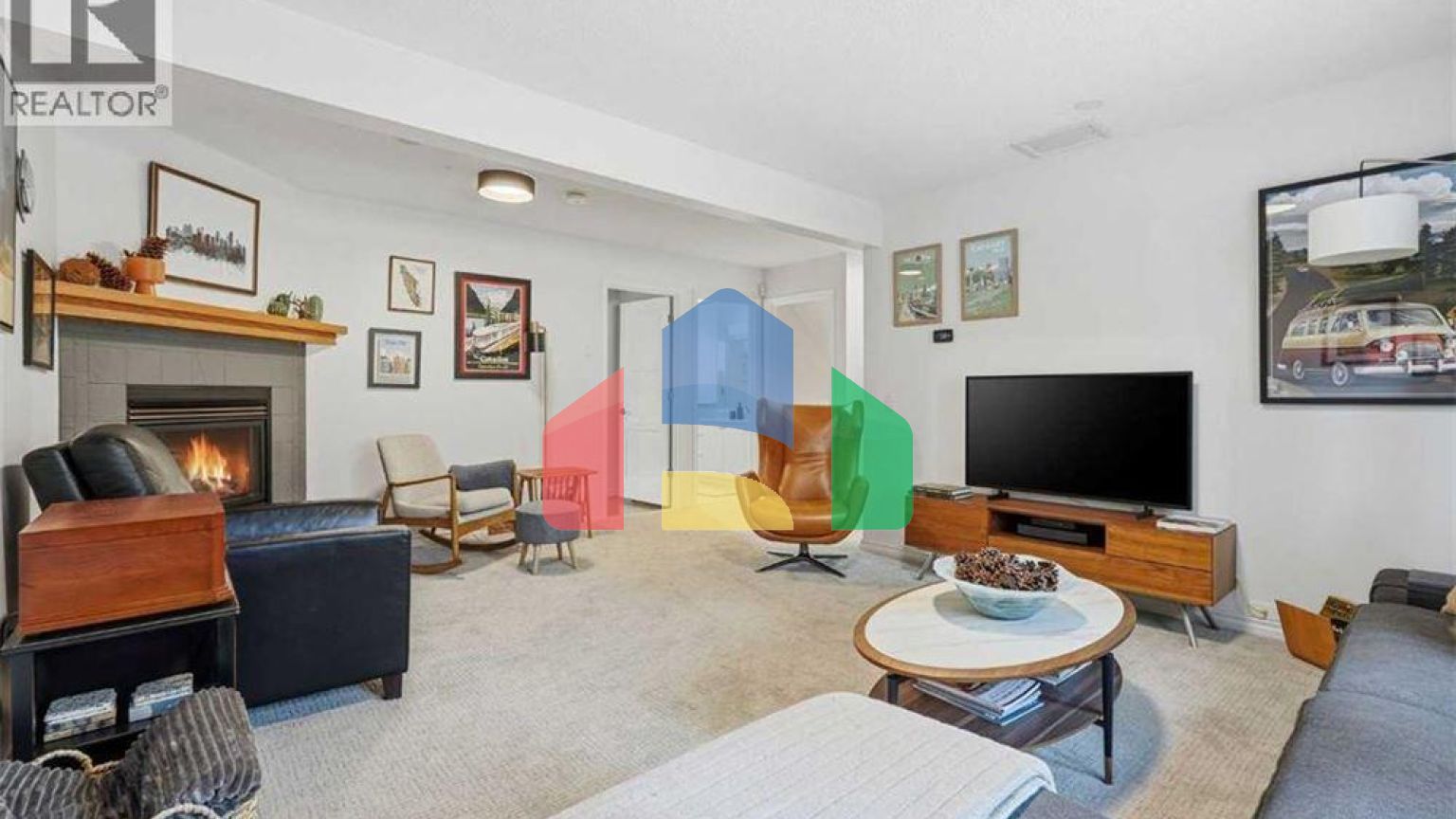 Residential - Single Family Home - Calgary, Canada - Canada