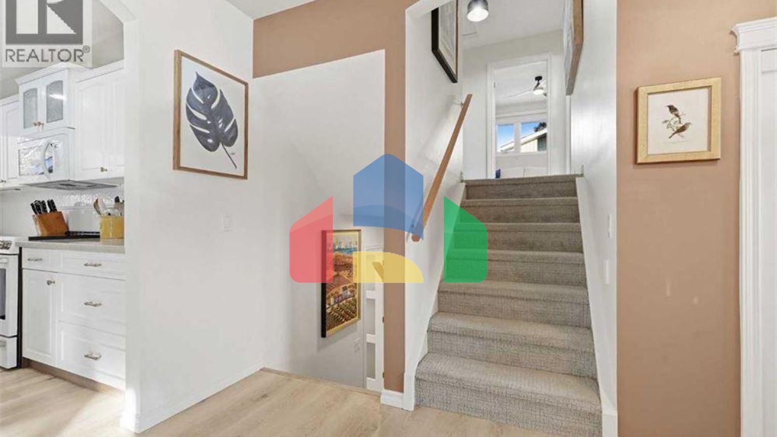 Residential - Single Family Home - Calgary, Canada - Canada