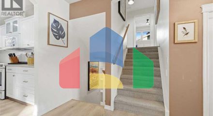 Residential - Single Family Home - Calgary, Canada - Canada