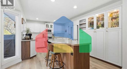 Residential - Single Family Home - Calgary, Canada - Canada