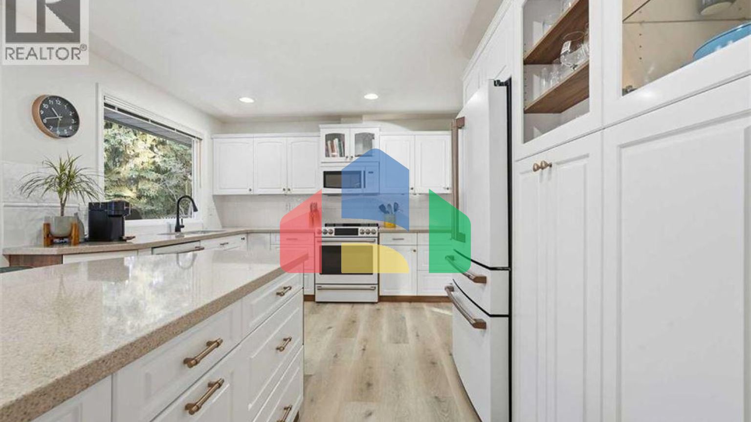 Residential - Single Family Home - Calgary, Canada - Canada