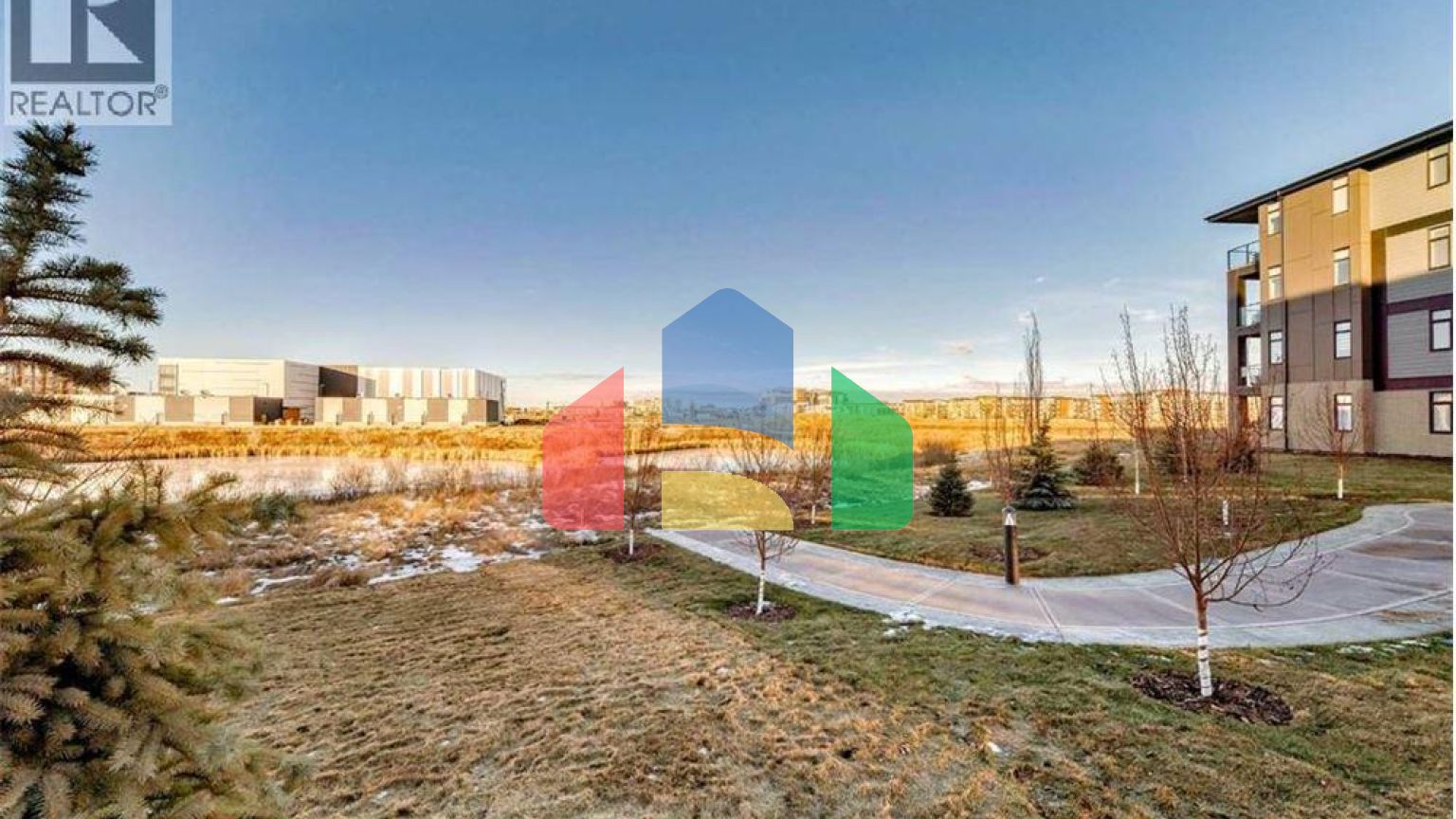 Residential - Single Family Home - Calgary, Canada - Canada