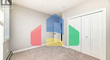 Residential - Single Family Home - Calgary, Canada - Canada