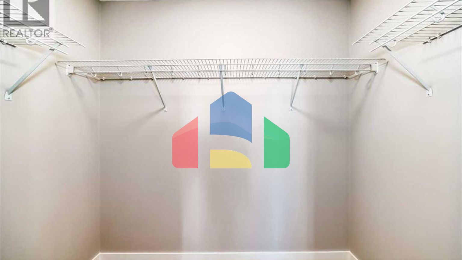 Residential - Single Family Home - Calgary, Canada - Canada