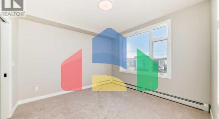 Residential - Single Family Home - Calgary, Canada - Canada