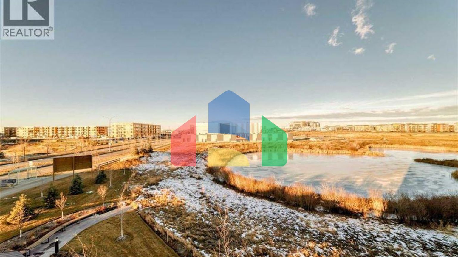 Residential - Single Family Home - Calgary, Canada - Canada