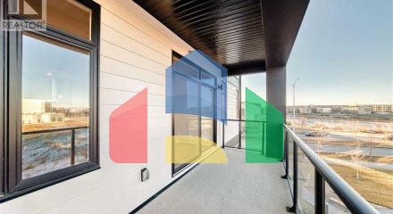 Residential - Single Family Home - Calgary, Canada - Canada