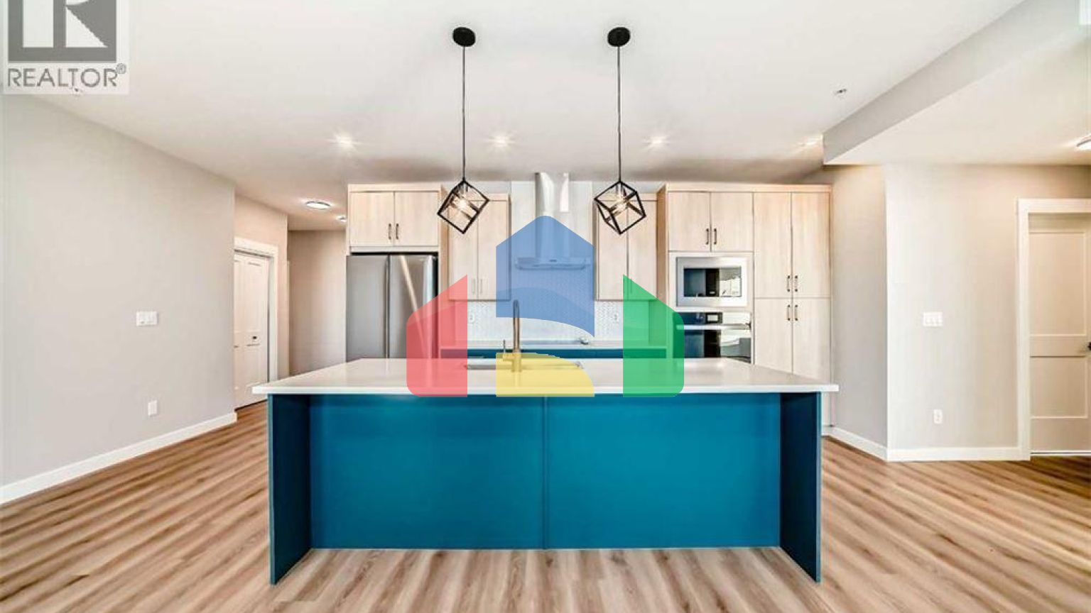 Residential - Single Family Home - Calgary, Canada - Canada