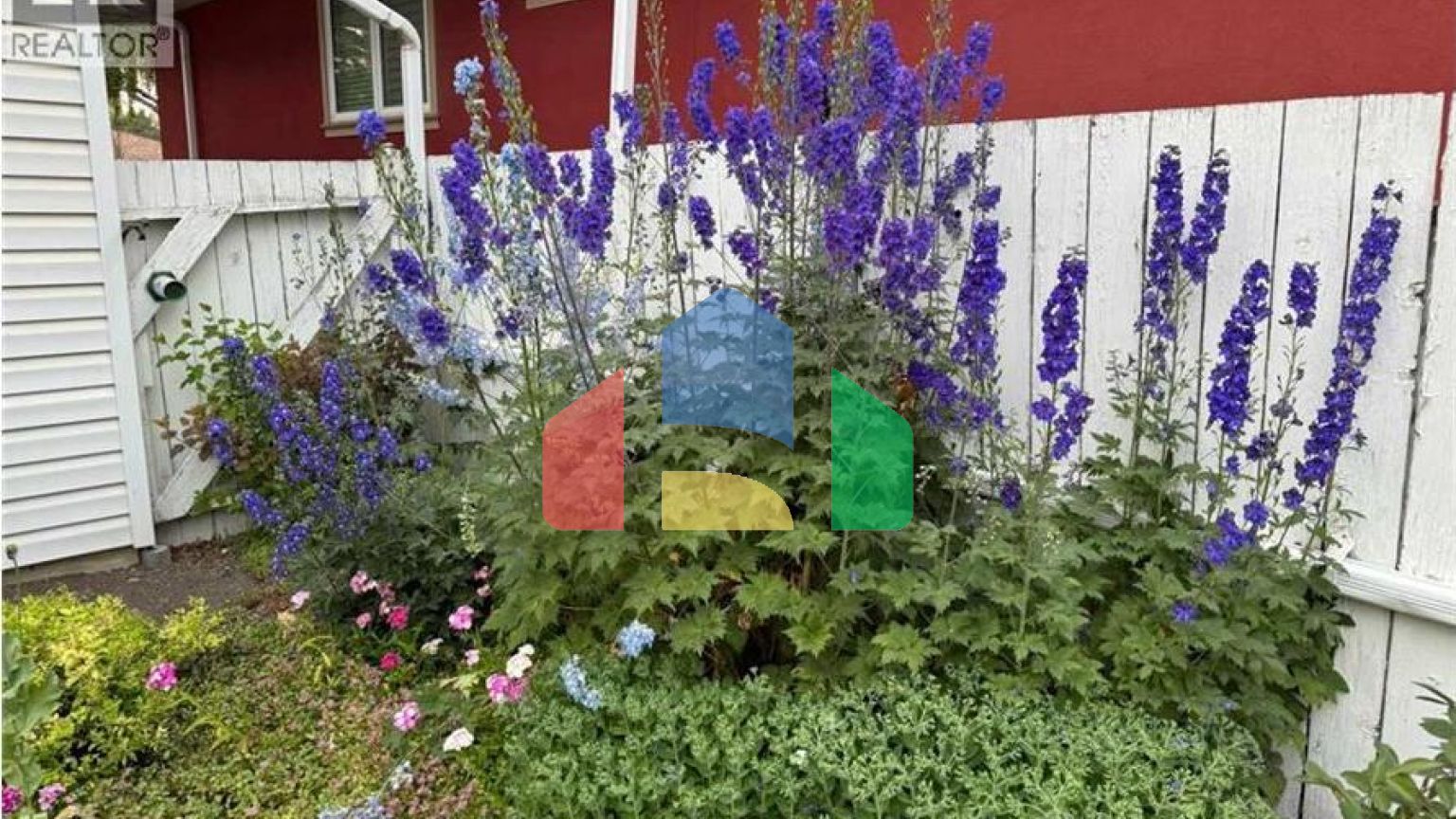 Residential - Single Family Home - Calgary, Canada - Canada