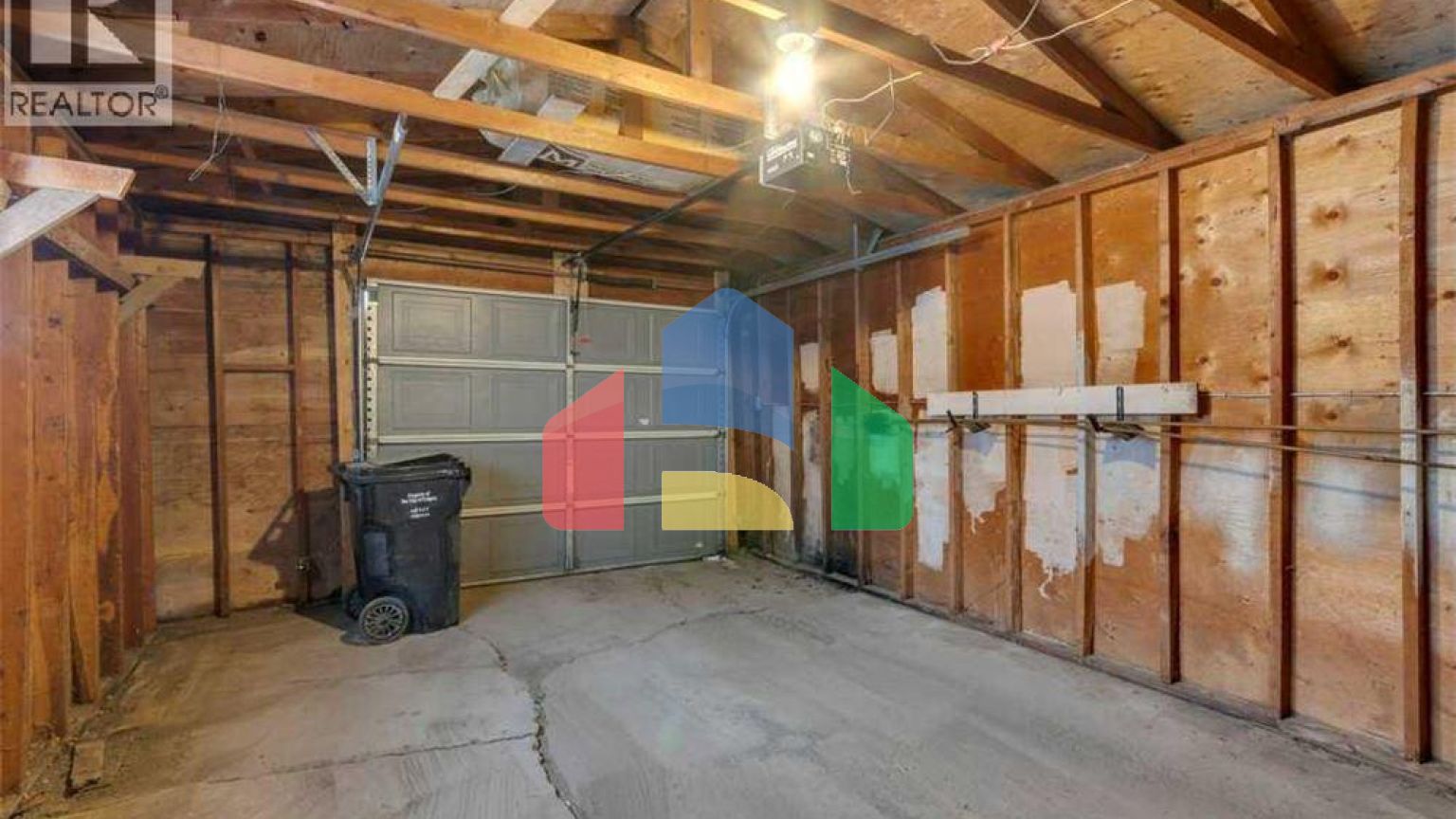 Residential - Single Family Home - Calgary, Canada - Canada