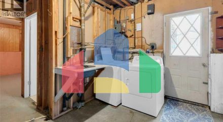 Residential - Single Family Home - Calgary, Canada - Canada