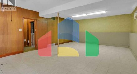 Residential - Single Family Home - Calgary, Canada - Canada