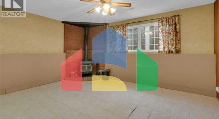 Residential - Single Family Home - Calgary, Canada - Canada